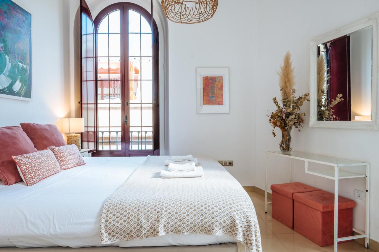 Homeyseville-Amazing Penthouse Giralda Views 8 Pax, Parking Optional Exteriör bild